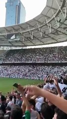 Beşiktaş tribünlerinden Öcalan aleyhine slogan