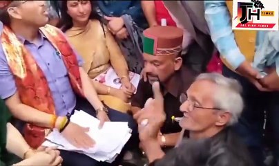 कंगना रनौत कह रही हैं यह मुख्यमंत्री का काम है उन्हीं से करवाएं।