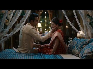 Mehreen Pirzada's Stunning Kiss Moment 😍