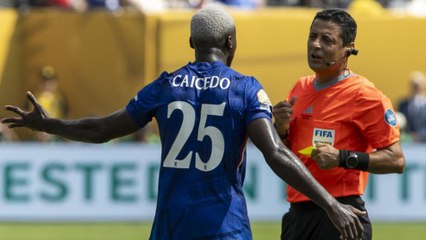 Confusión entre los árbitros tras el cierre total ordenado por Trump