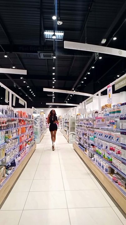 Pharmacy catwalk