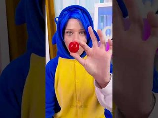 UNBELIEVABLE! ICE TOMATO TRICK 🤩 #shorts #snapchat