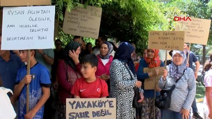 İzmir'de Yakaköy Mahalle sakinlerinden 'su' eylemi