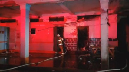 Incendio en Colón deja a 70 familias sin hogar tras arrasar cuatro caserones