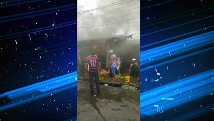 Incêndio na feira do Barreiro em Belém