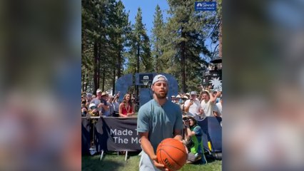 Stephen Curry hace magia hasta cuando falla