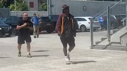 Atalanta, il video dell'arrivo di Lookman alle visite mediche
