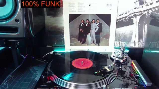 GLADYS KNIGHT & THE PIPS - you're number one (in my book) (1983)