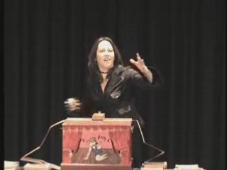 Loulou à l'orgue de barbarie 06 25 72 77 76