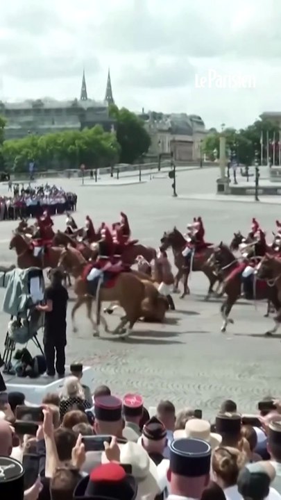 Cavalerie 1956 : L'Entraînement Du Cheval Et Du Cavalier - Livre Ancien (Anglais, Relié)