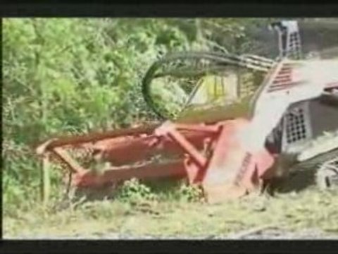 TIMBERCOOP BROYEUR FORESTIER SUR SKIDSTEER