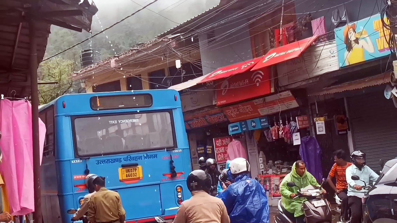 🌅🌺सरोवर के तट से कोहरे का सुन्दर व्यू 🥸12 July 2025 Life Style Vlog गांवों में हरियाली बरसात का मौसम 💚🍀