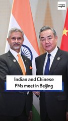 Indian and Chinese FMs meet in Beijing
