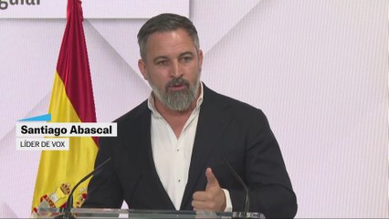 Abascal pide "deportaciones masivas" y culpabiliza al "bipartidismo" de la violencia en las calles de Torre Pacheco