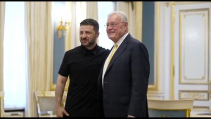 Zelensky incontra inviato Usa Kellogg: "Conversazione molto buona"