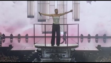 Mengoni fa sold out allo Stadio di San Siro: "Grazie Milano!"