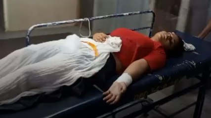 कॉलेज परिसर में छात्रा को मारा चाकू