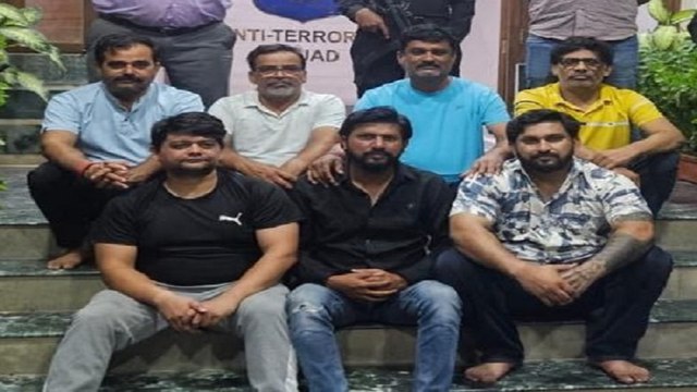 Ahmedabad: फर्जी लाइसेंस बेचने वाले एक और गिरोह का पर्दाफाश, 9 गिरफ्तार