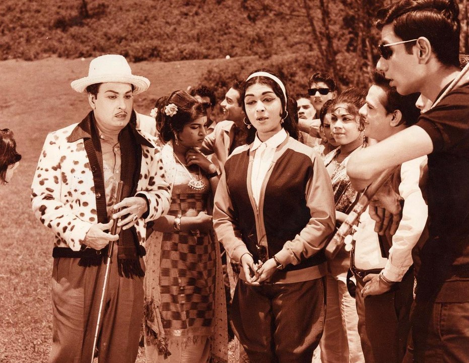 Saroja Devi | அப்பா போலீஸ்,கணவர் இன்ஜினியர்! மு...
