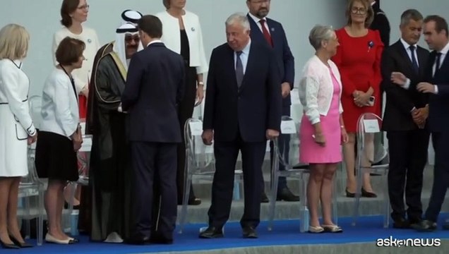 A Parigi grande parata militare agli Champs-Elysées per il 14 luglio