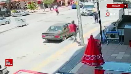 Ankara'da hafif ticari araç ile motosiklet kafa kafaya çarpıştı