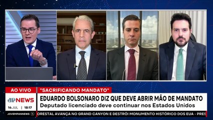 Eduardo Bolsonaro deve abrir mão de mandato como deputado federal e ficar nos EUA