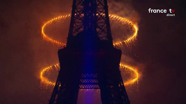 Voici le final grandiose du feu d'artifice exceptionnel retransmis hier en direct sur France 2 à l'occasion des festivités de 2025