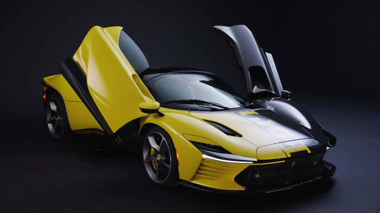 Der Tailor Made Ferrari Daytona SP3 Highlights