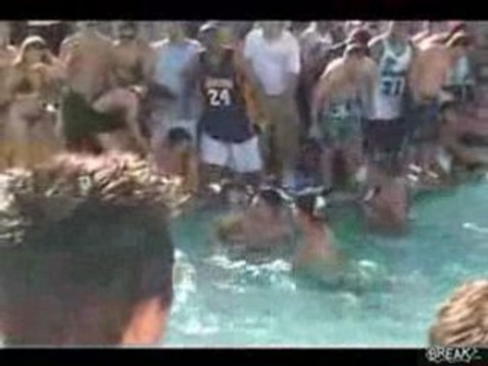 Vidéo drole Pourquoi ne jamais taper une fille