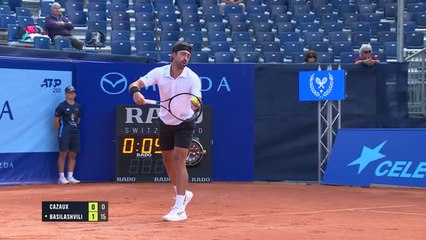 Gstaad - Cazaux renverse Basilashvili
