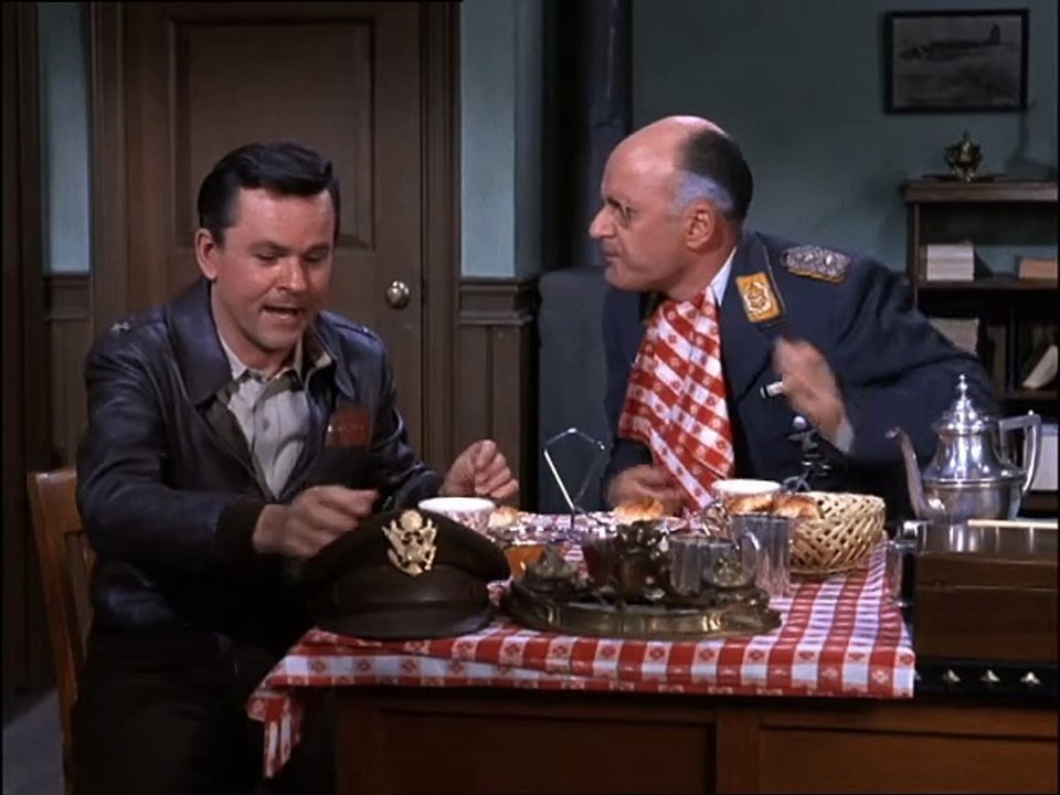 Ein Käfig voller Helden S1 E10 - Kennen Sie Lily Marleen?