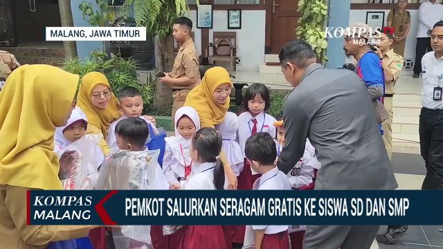 Pemkot Malang Salurkan Seragam Sekolah Gratis Untuk Siswa SD dan SMP