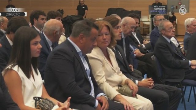 PRESENTACIÓN COMPLETA de ÁLVARO CARRERAS como NUEVO JUGADOR del MADRID