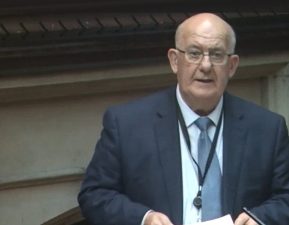 Willie Hay says violence on streets must be resisted by democrats