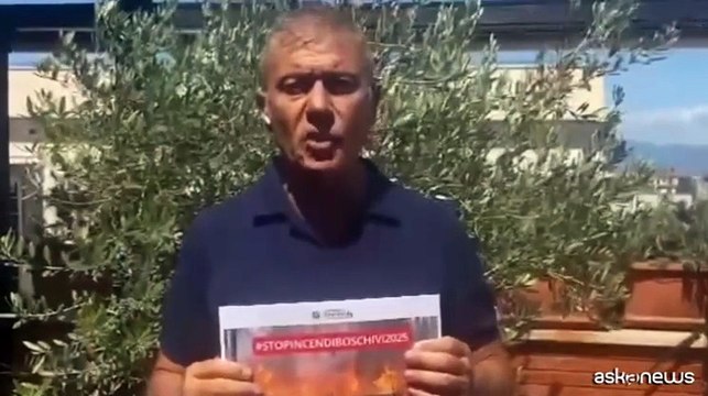 Emergenza incendi, Pecoraro Scanio: Il Governo fermi gli incendiari