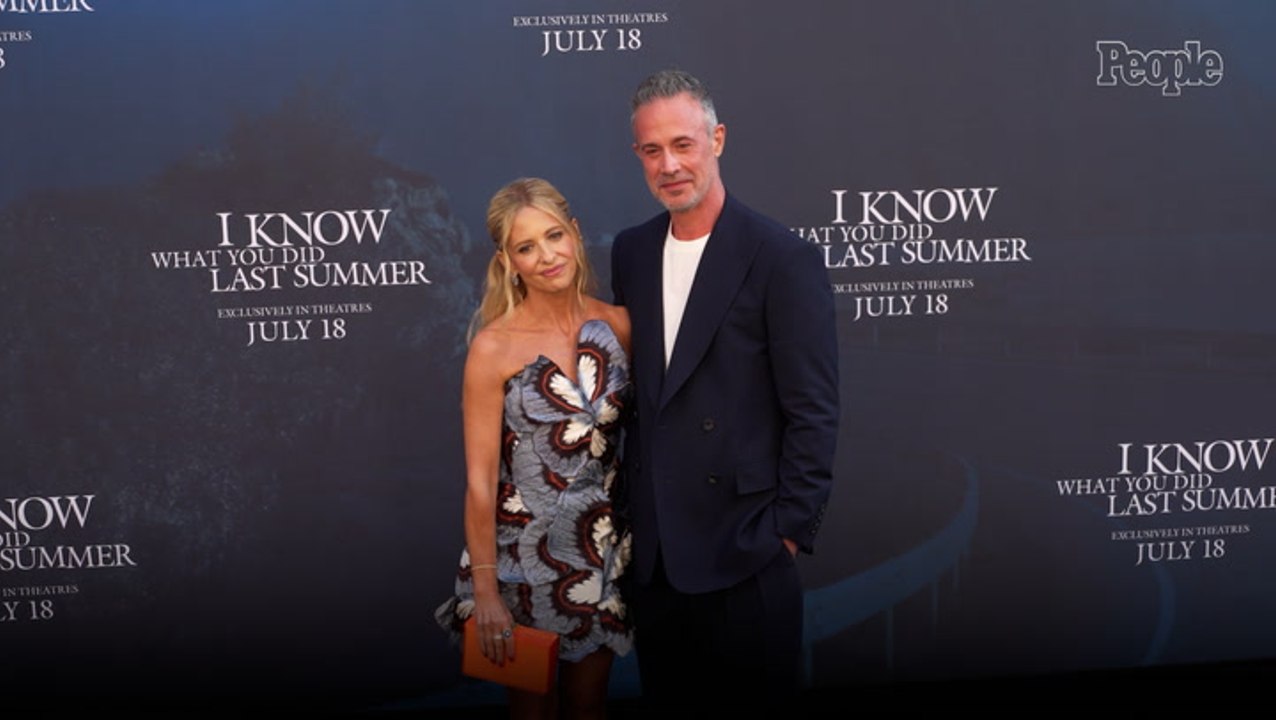 Sarah Michelle Gellar and Freddie Prinze Jr. Step Out for Rare Appearance at the I Know What You Did Last Summer Premiere