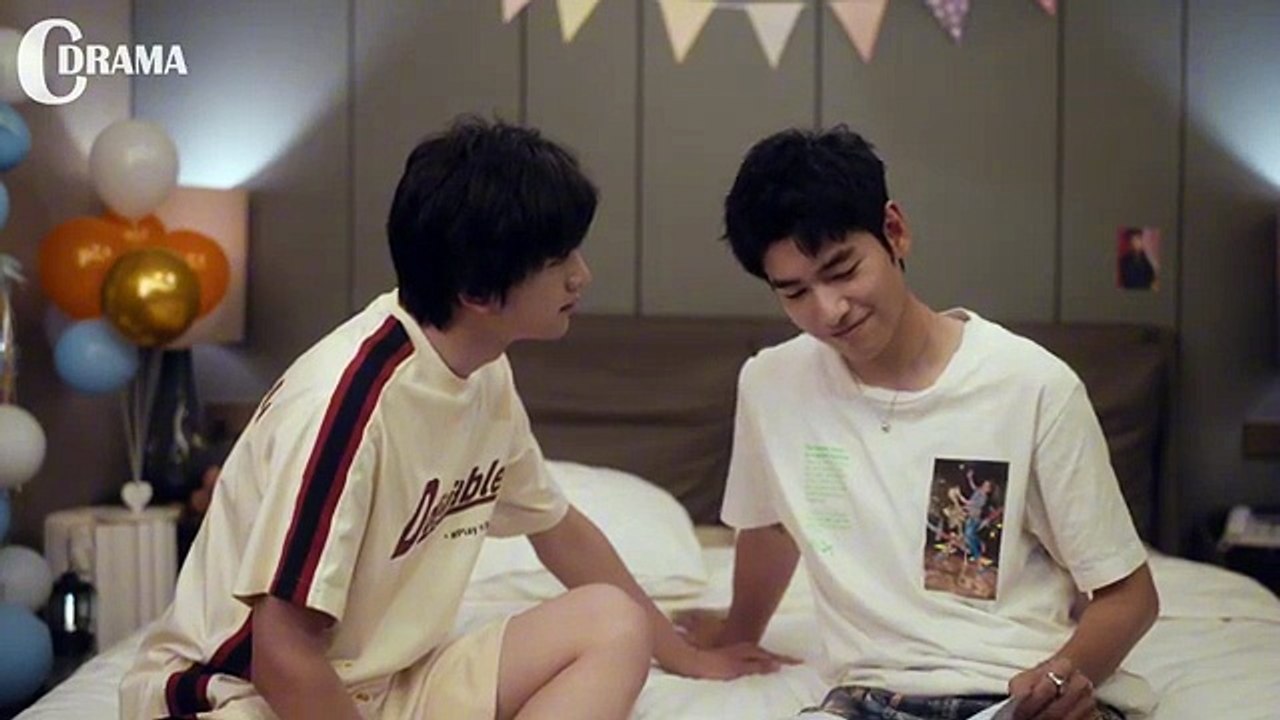 2025 (BL) BOYLOVE  LGBTQ+  He sneaked into the boy's room and was immediately struck by the boy's cute appearance