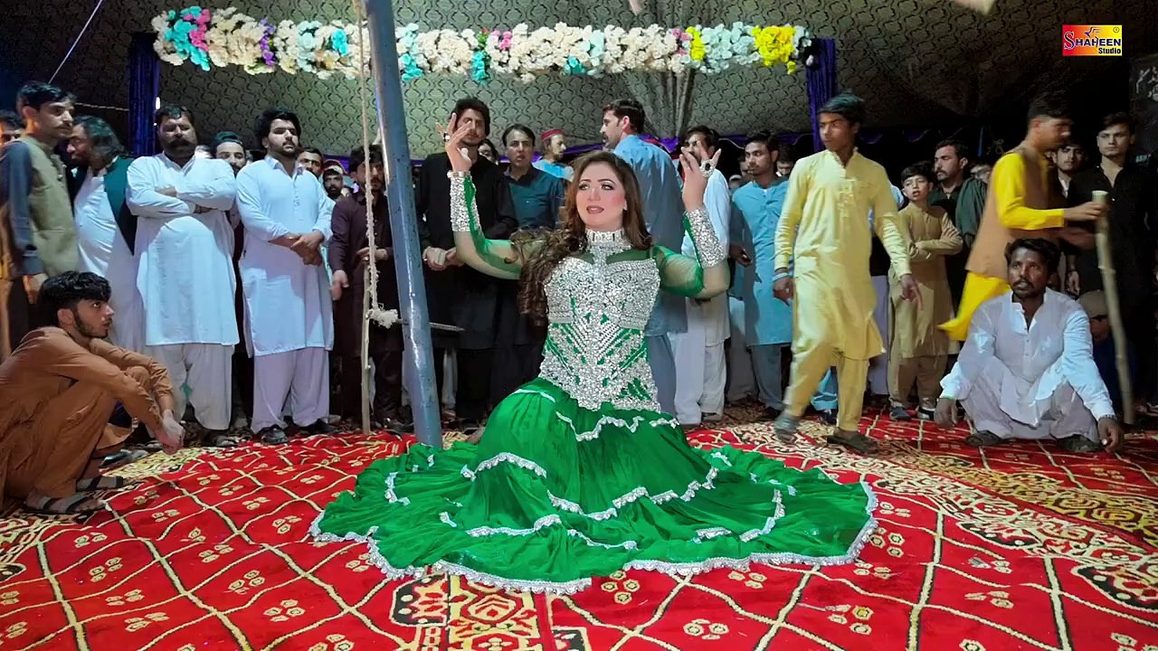 Punjabi Saraiki Song , Mehak Malik Latest Mujra Dance Performance 2025