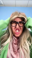 Elle n'arrive PAS à résoudre CE problème de maths 🤯Le prof est terrible !😰 #comédie #courts #inverse