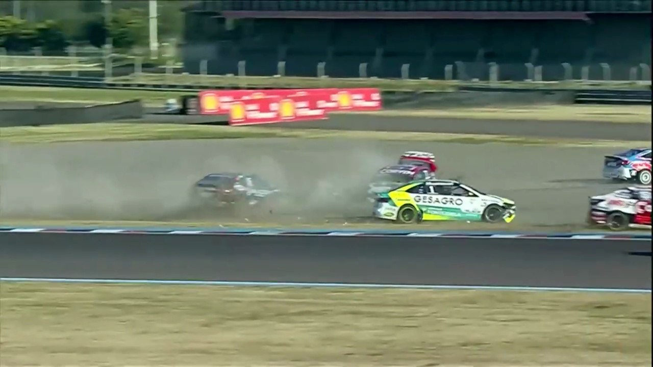 Turismo Nacional 2025 Termas Race 1 C3 Start Big Crash