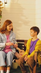 Keep ice cream time clean and fun 🍨✨ Smart spoon for parents