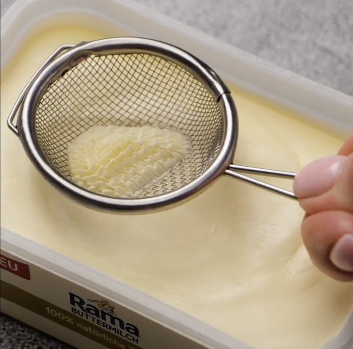 Simple Kitchen Hacks to Make Everyday Cooking Easier!