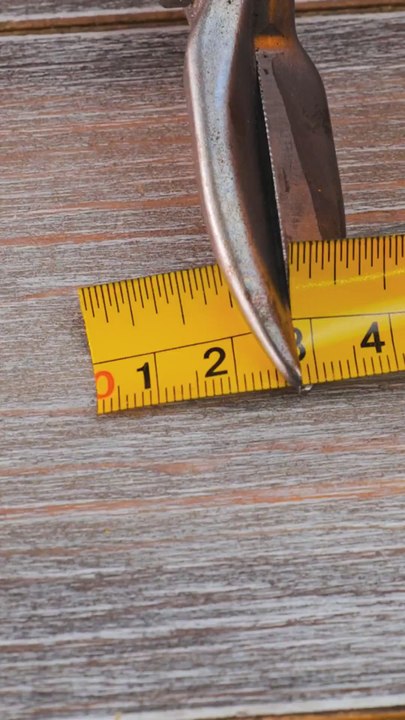 If you ever lose you keys, try opening the lock like this 🔐