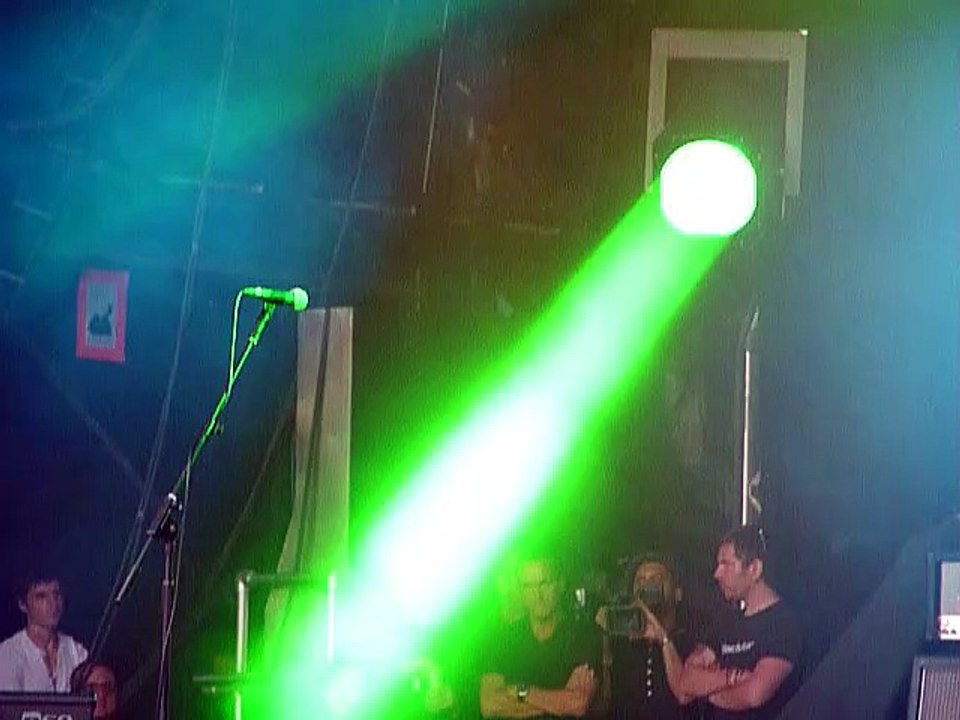 Jimmy Page enjoying a Brewski