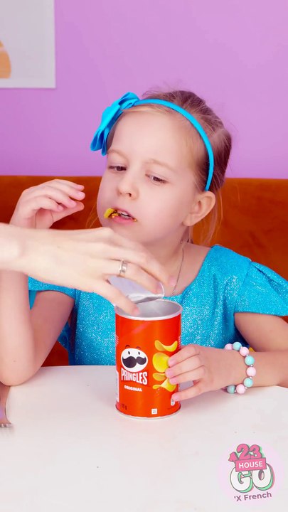 Elle a trompé maman avec un échange de légumes ! 🥦➡️🐶 Juste pour une friandise ! 🍬😂 #sournoise