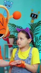 Oh No! Dirt Isn’t a Snack 😱 Try This Creative Fidget Sand DIY 🏖️✨