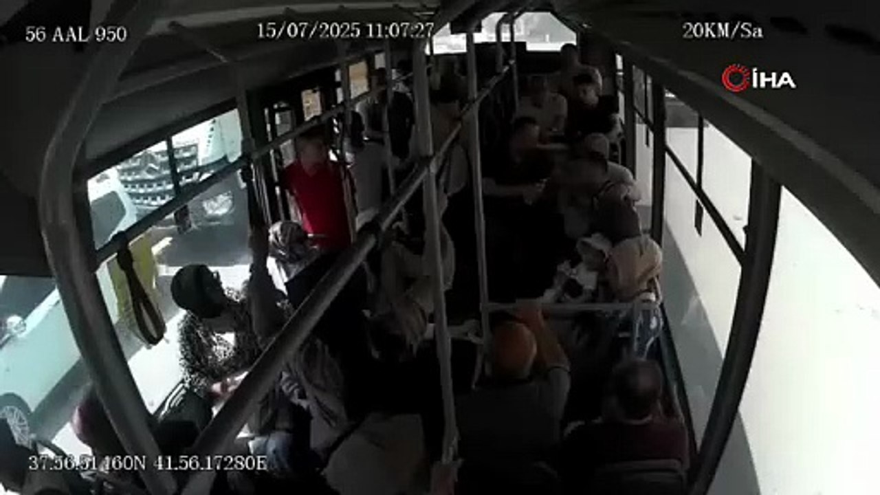 Dakikalarla yarıştı, yolcuyu kurtardı! Şoförün o anları kamerada