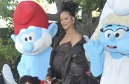 Rihanna está emocionada de que Los Pitufos 'finalmente estén naciendo'