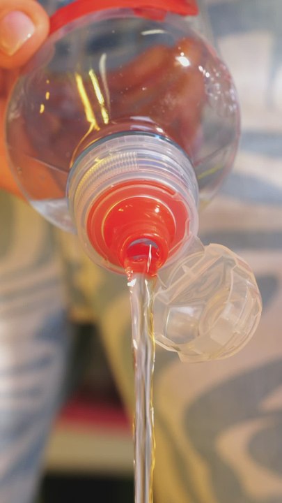 Easy Way to Pee While Camping Outdoors! ⛺😆 #ASMR #Camping #LifeHacks