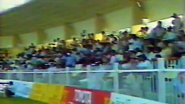 Arevinda De Silva Hits Match Winning Shot vs Pakistan 1st Match, Sharjah, April 06, 1984, Rothmans Asia Cup